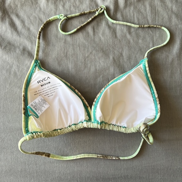 NWOT RVCA bikini top - Picture 2 of 3